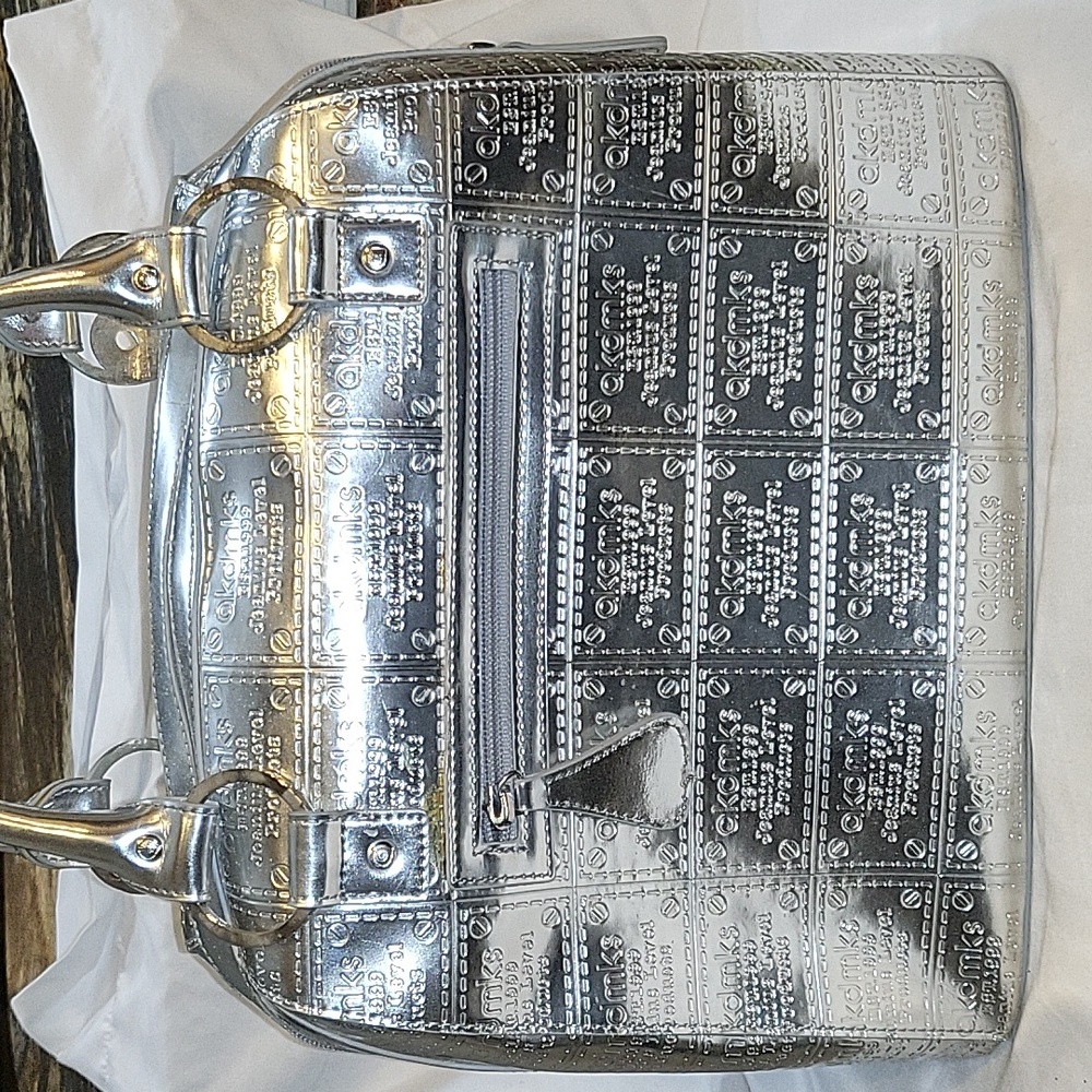 AKDMKS Silver Satchel